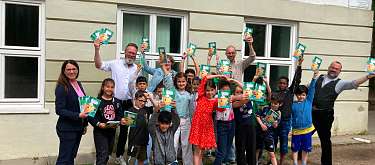 Übergabe des Möhrchenheftes an 25 Schulkinder Übergabe des Möhrchenheftes an 25 Schulkinder